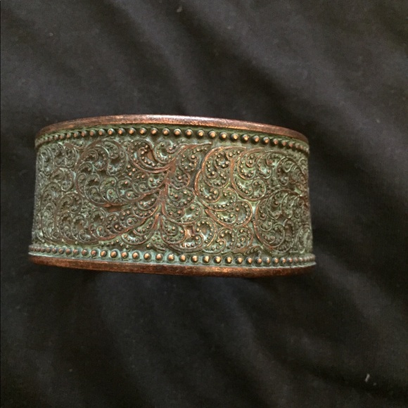 🌀Antique-look Copper Bangle🌀 - Picture 2 of 4